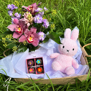 EASTER HAMPER - Floral Alchemy